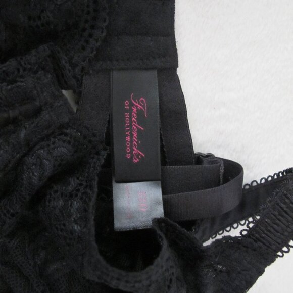NWT - Frederick's of Hollywood Charlotte Bra - 32D - Picture 8 of 13